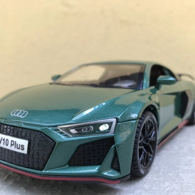 Mô hình xe ô tô  AUDI R8-V10 Plus tỷ lệ 1:24