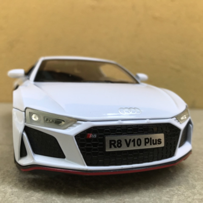 Mô hình xe ô tô  AUDI R8-V10 Plus tỷ lệ 1:24