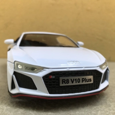 Mô hình xe ô tô  AUDI R8-V10 Plus tỷ lệ 1:24