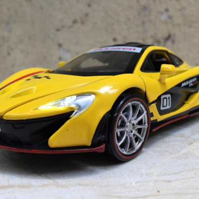 Mô hình xe ô tô Mclaren P1 GTR tỷ lệ 1:32