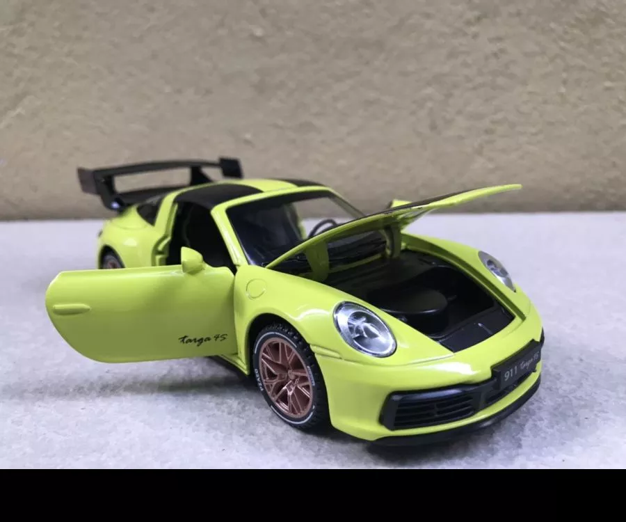 ​Mô hình xe ô tô Porsche 911 targa 4s tỷ lệ 1:32