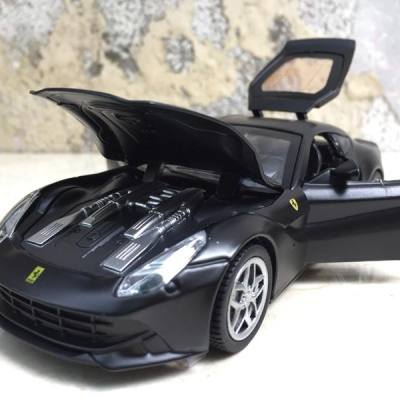 Mô hình xe Ô TÔ siêu xe FERRARI F12 Berlinetta tỷ lệ 1:32