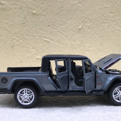 Mô hình xe PICKUP Jeep Robicon 2022 tỷ lệ 1:32