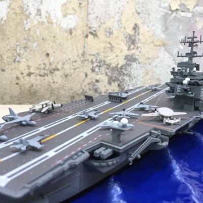 Mô hình quân sự Tàu Sân bay ENTERPRISE CVN-65 tỷ lệ 1:700
