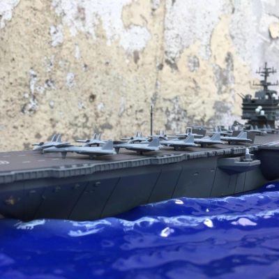 Mô hình quân sự Tàu Sân bay ENTERPRISE CVN-65 tỷ lệ 1:700