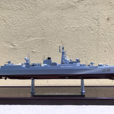 Mô hình Tàu khu trục ĐINH TIÊN HOÀNG HQ-011 tỷ lệ 1:400
