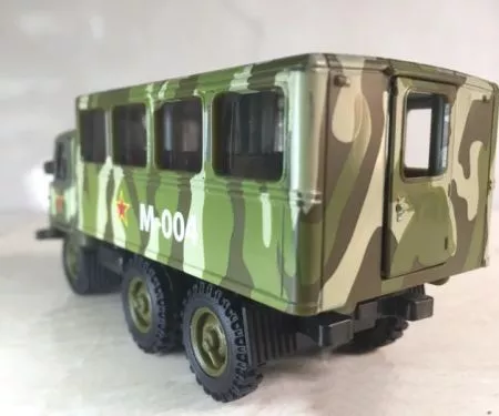 Đồ chơi mô hình quân sự xe tải GAZ 66 -1:43