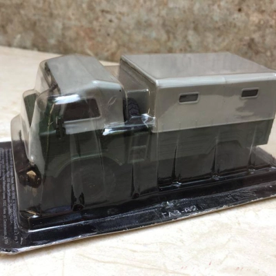 Mô hình tĩnh quân sự xe GAZ 62  tỷ lệ 1:43