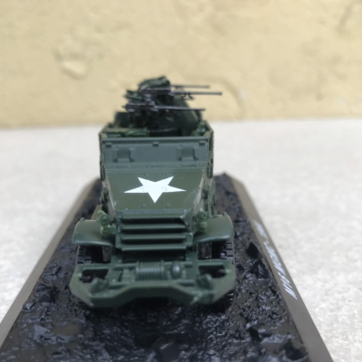 Mô hình xe bọc thép M16 MGMC 1944  tỷ lệ 1:72