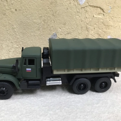 Mô hình xe Quân sự Gaz 3308 Thùng mui tỷ lệ 1:36