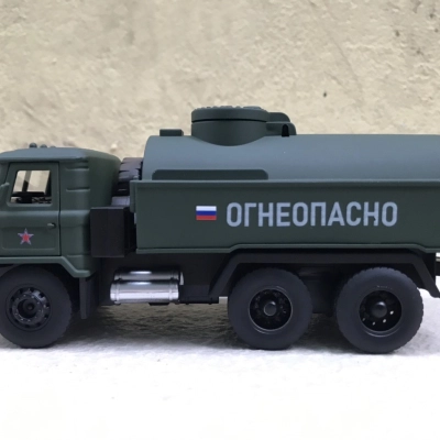 Mô hình xe Quân sự Gaz 66 chuyên xăng dầu tỷ lệ 1:36