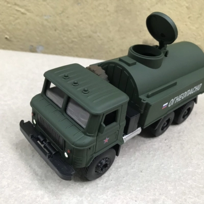 Mô hình xe Quân sự Gaz 66 chuyên xăng dầu tỷ lệ 1:36