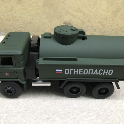Mô hình xe Quân sự Gaz 66 chuyên xăng dầu tỷ lệ 1:36