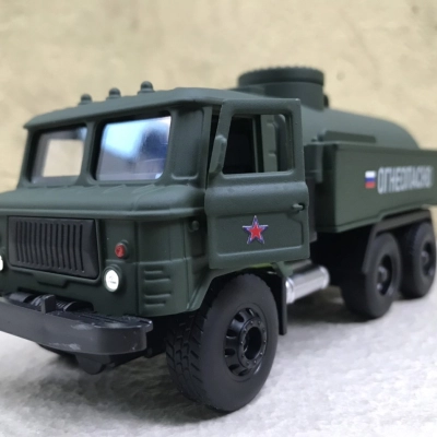 Mô hình xe Quân sự Gaz 66 chuyên xăng dầu tỷ lệ 1:36