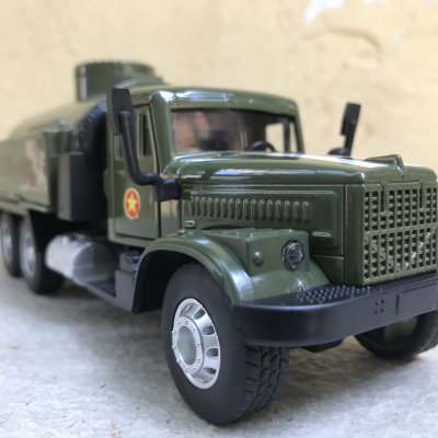 Mô hình xe Quân sự QĐND-VN Ural Xăng dầu  tỷ lệ 1:36