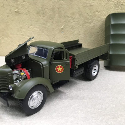 Mô hình xe Quân sự Tải Zil 150 (CA-10) tỷ lệ 1:32
