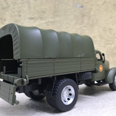 Mô hình xe Quân sự Tải Zil 150 (CA-10) tỷ lệ 1:32
