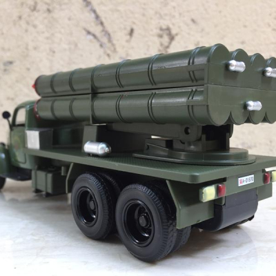 Mô hình xe Quân sự TÊN LỮA KACHIUSA tỷ lệ 1:36