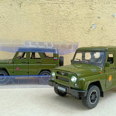 Mô hình Xe Quân Sự UAZ- 469 Hunter tỷ lệ 1:18 