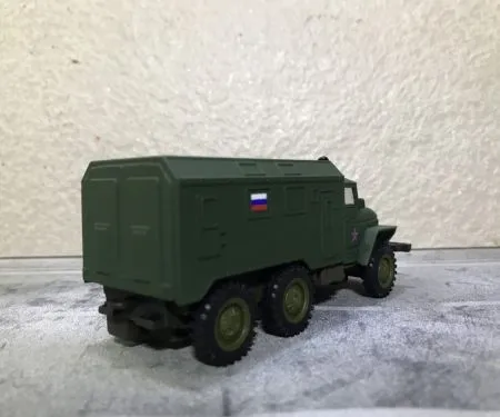 Mô hình xe quân sự Ural 4320 rada tỷ lệ 1:72