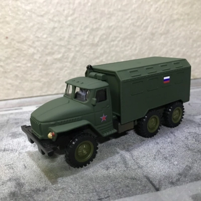 Mô hình xe quân sự Ural 4320 rada tỷ lệ 1:72