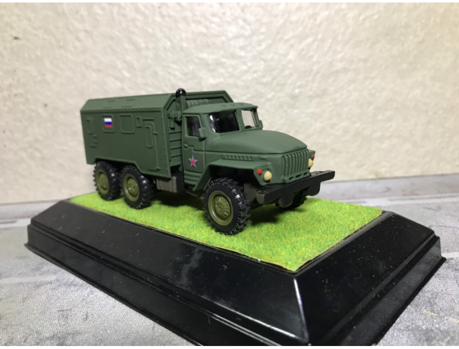 Mô hình xe quân sự Ural 4320 rada tỷ lệ 1:72 Mô hình xe quân sự Ural 4320 rada tỷ lệ 1:72