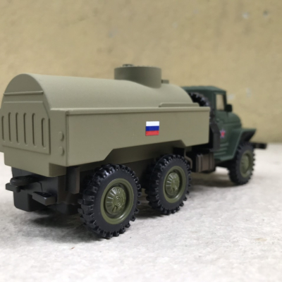 Mô hình xe quân sự Ural 4320 Xăng dầu  tỷ lệ 1:72