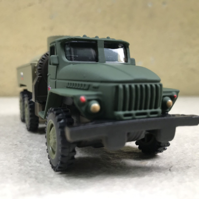 Mô hình xe quân sự Ural 4320 Xăng dầu  tỷ lệ 1:72
