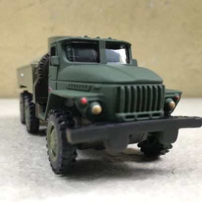 Mô hình xe quân sự Ural 4320 Xăng dầu  tỷ lệ 1:72