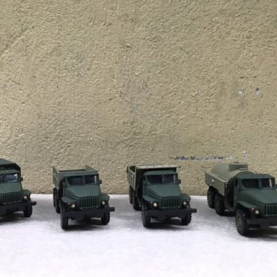 Mô hình xe quân sự Ural 4320 Xăng dầu  tỷ lệ 1:72