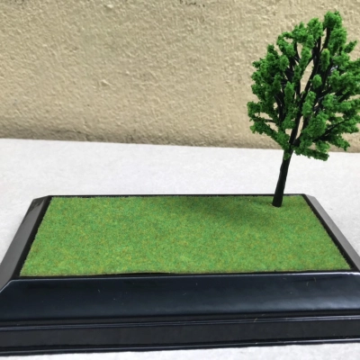 Mô hình xe quân sự và Đế, Cây cảnh trưng bày  tỷ lệ 1:64