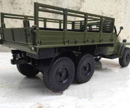 ​Mô hình xe tải Quân sự CA-30 tỷ lệ 1:32