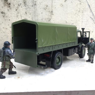 Mô hình xe tải Quân sự CrAZ 6322 mui bạt tỷ lệ 1:36