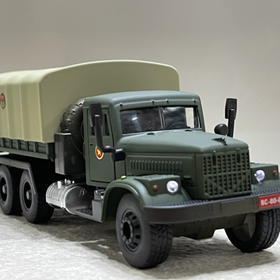 ​Mô hình xe Tải Quân sự Gaz 3308 1:36 Logo Kỷ Niệm A-80