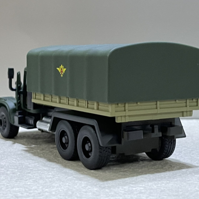 ​Mô hình xe Tải Quân sự Gaz 3308 1:36 Logo Kỷ Niệm A-80