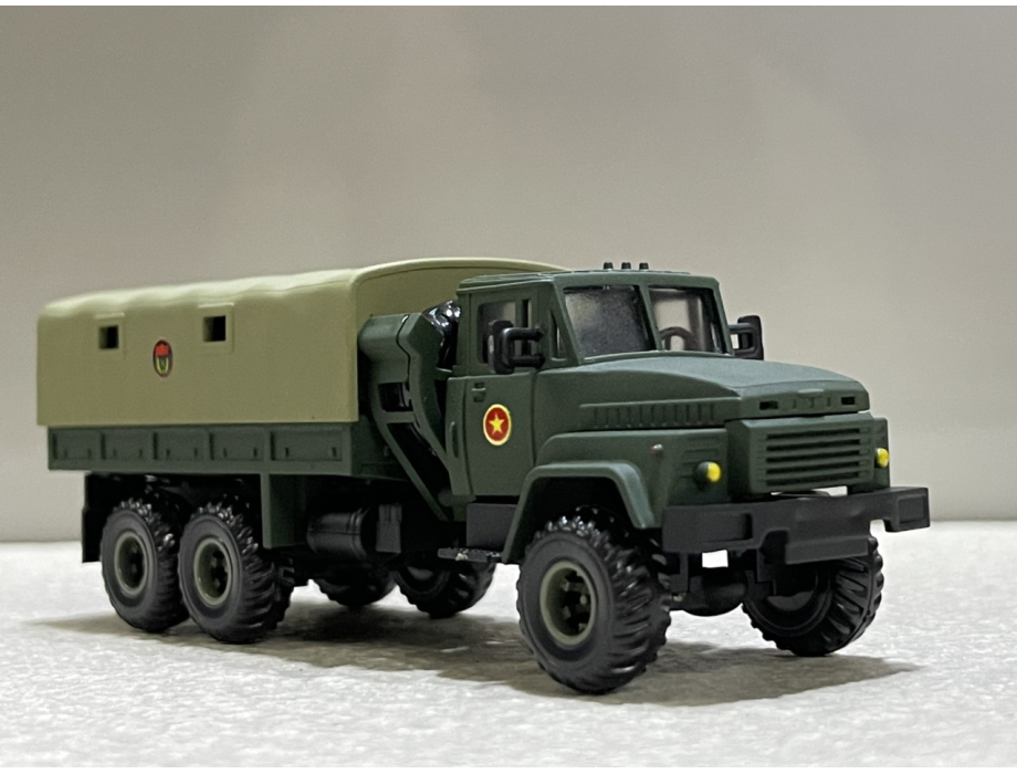 ​Mô hình xe Tải Quân sự Kraz-260B tỷ lệ 1:72 đã sơn hoàn thành