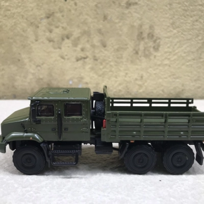 Mô hình Xe tải quân sự MV3 tỷ lệ 1:64