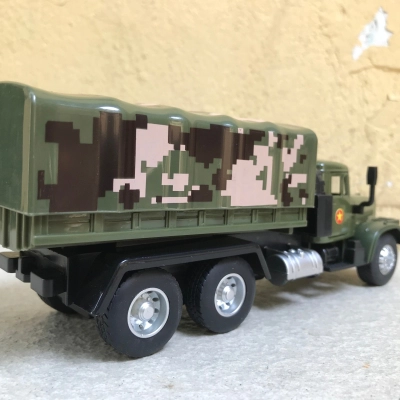 Mô hình xe tải Quân sự Ural 4320 tỷ lệ 1:36