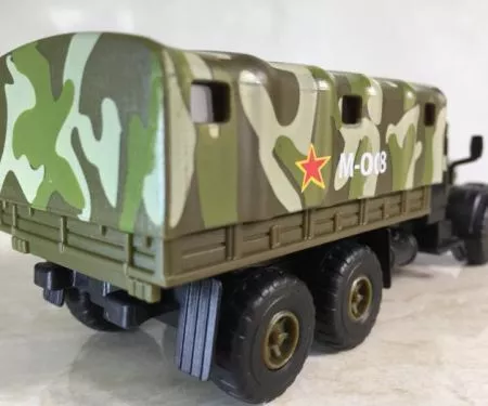 Mô hình quân sự xe tải Ural 4320 tỷ lệ 1:43