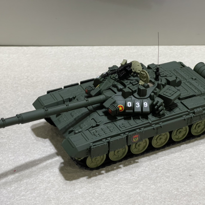 Mô hình Quân sự Xe TANK T-90M Việt Nam tỷ lệ 1:35
