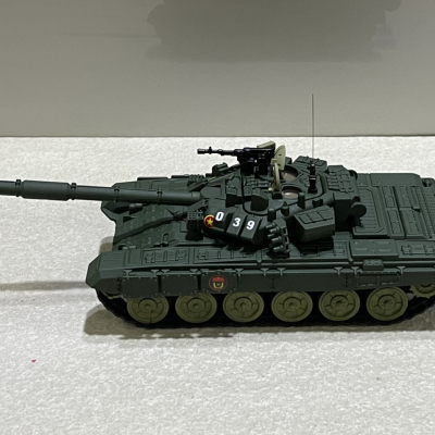Mô hình Quân sự Xe TANK T-90M Việt Nam tỷ lệ 1:35