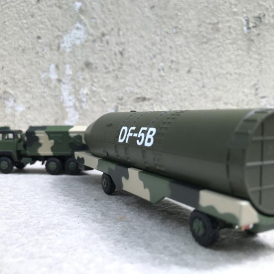 Mô hình Tên lửa đạn đảo liên lục địa DF-5B tỷ lệ 1:100