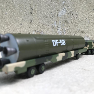 Mô hình Tên lửa đẩy liên lục địa DF-5B tỷ lệ 1:100