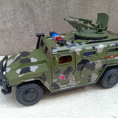 Mô hình xe Quân sự Bọc thép TIGER M  tỷ lệ 1:24