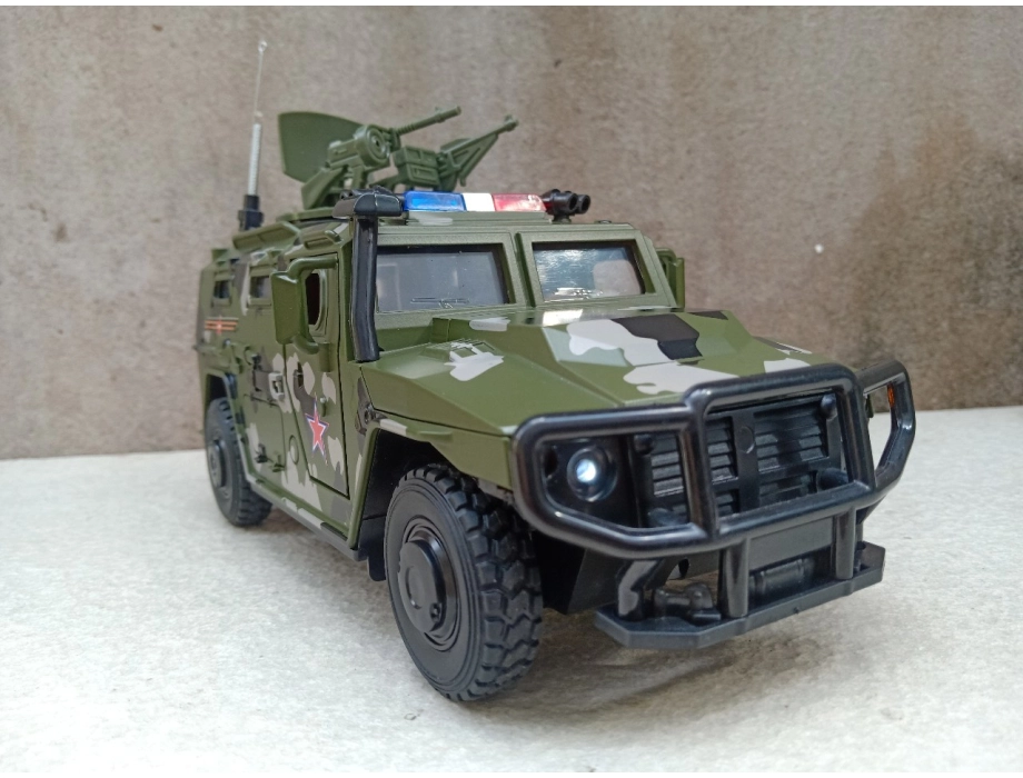 Mô hình xe Quân sự Bọc thép TIGER M  tỷ lệ 1:24