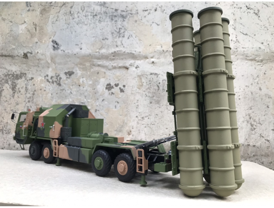 Mô hình xe quân sự Tổ hợp phòng không S-400 Triumf tỷ lệ 1:30 Mô hình xe quân sự Tổ hợp phòng không S-400 Triumf tỷ lệ 1:30