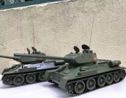 ​Mô hình xe Tăng T-34 Nga tỷ lệ 1:32