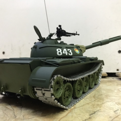 ​Mô hình xe Tank T-54B 843 Việt Nam tỷ lệ 1:28