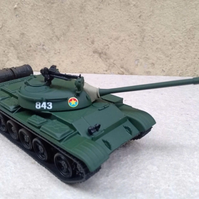 ​Mô hình xe TANK T-54B - 843 Việt Nam tỷ lệ 1:43
