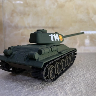 ​Mô hình xe TANK T34-114 Việt Nam kỹ Niệm 80 năm 2-9 tỷ lệ 1:43